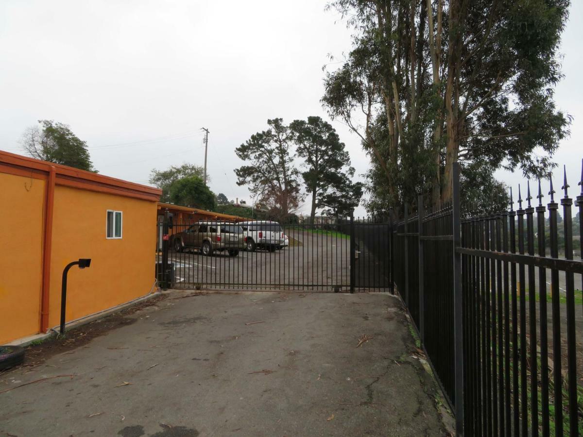 ואלחו Carquinez Inn מראה חיצוני תמונה