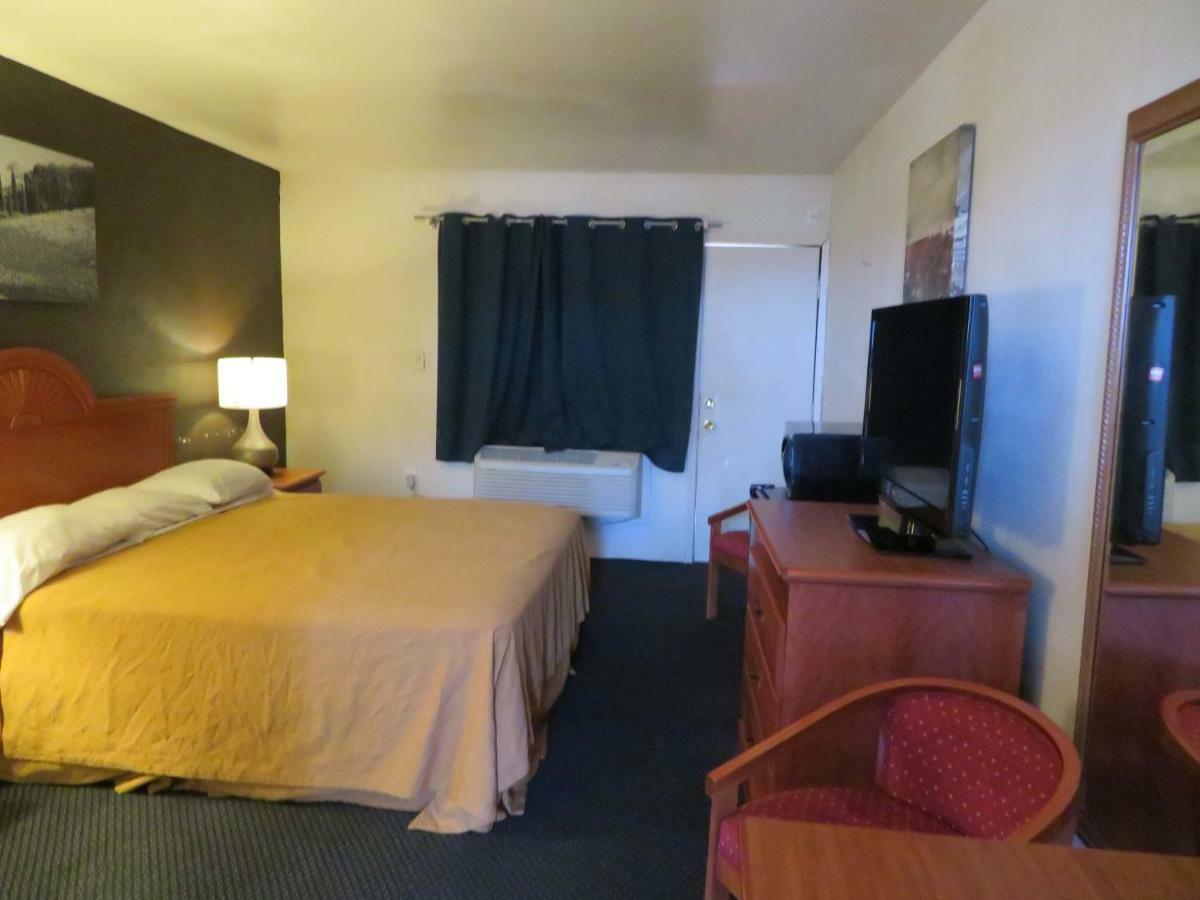 ואלחו Carquinez Inn מראה חיצוני תמונה